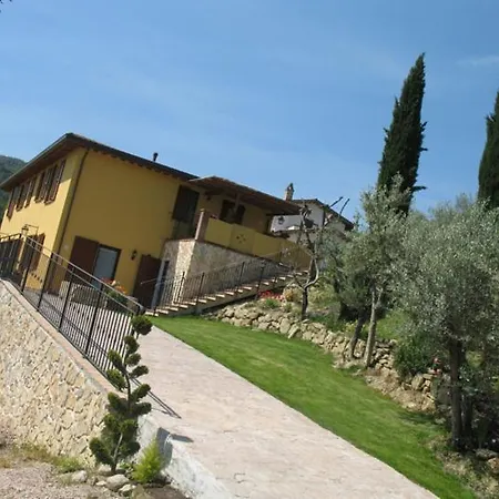 منزل ريفي Il Sambro بيتونا